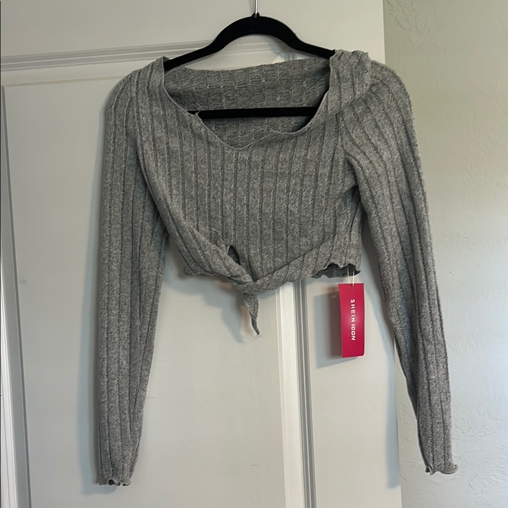SHEIN grey crop top